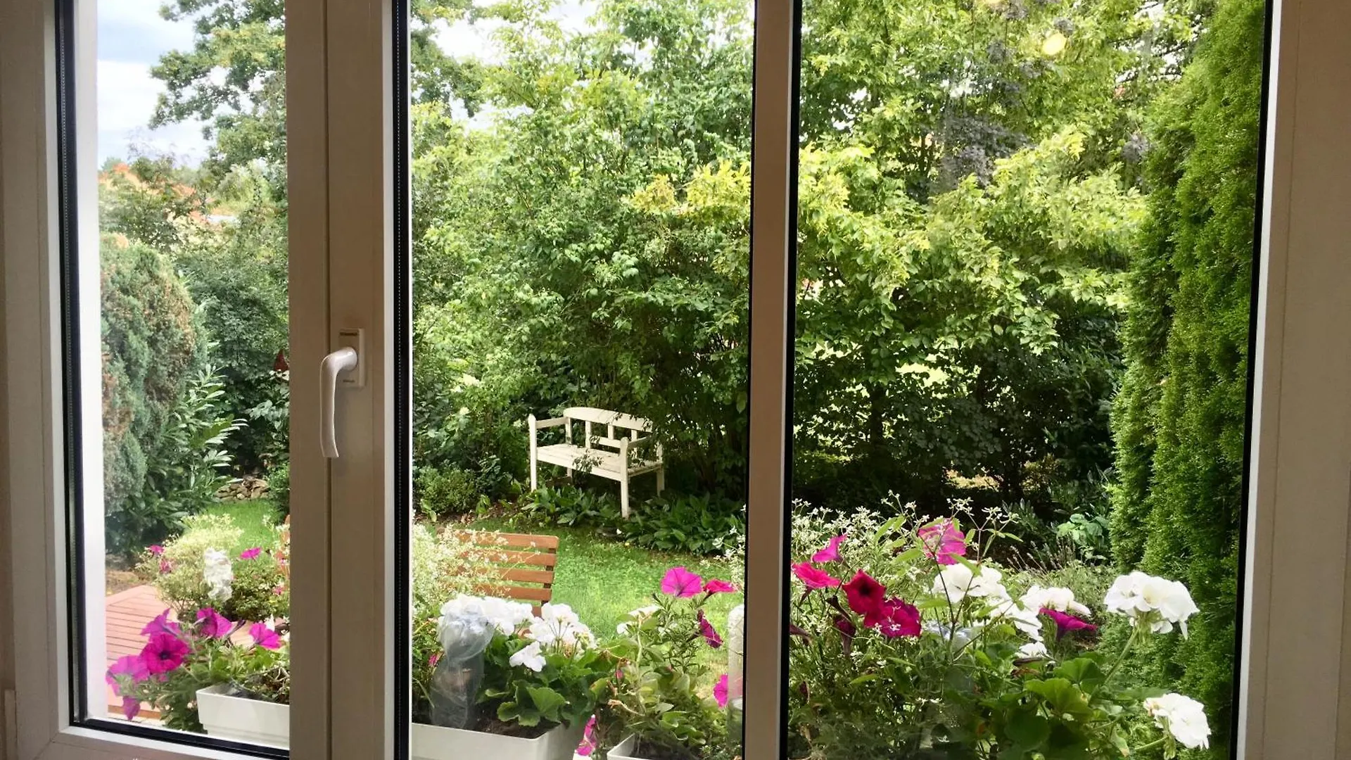 Schoene Gartenwohnung Im Seenland Wackersdorf 0*,